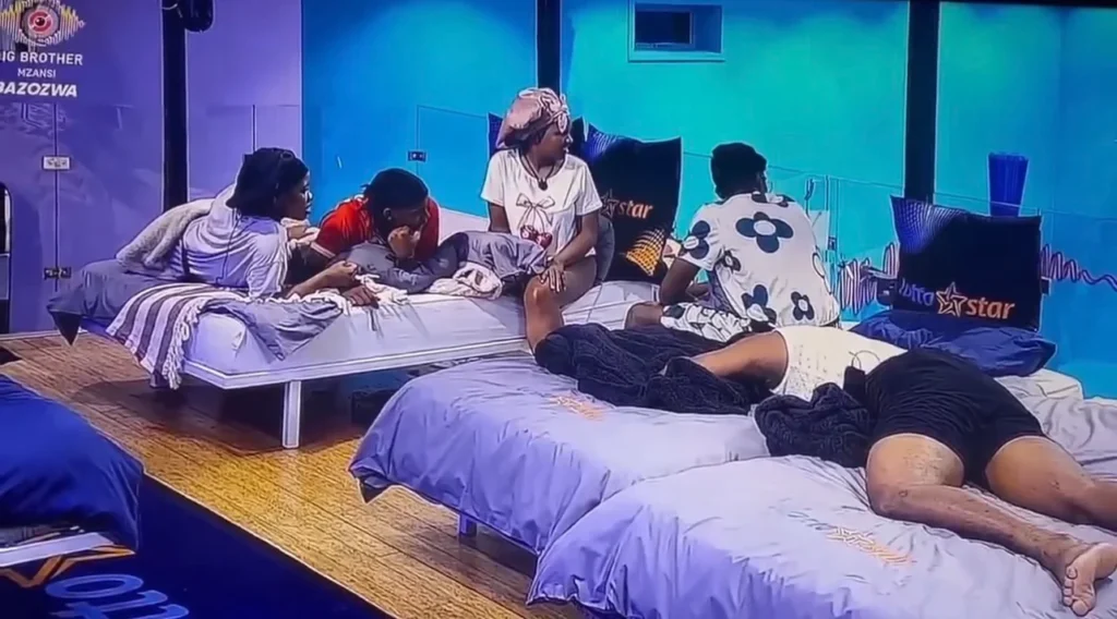 Liema and other housemates upstairs 