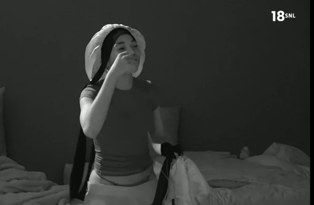 Thandeka exchanging words with liema inside bbmzansi house